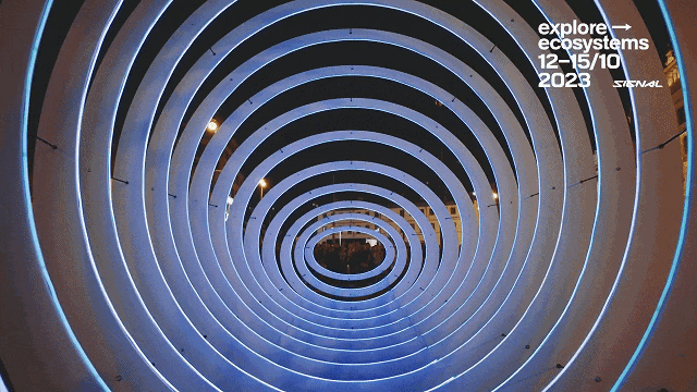 1698646079776290.gif 12.gif