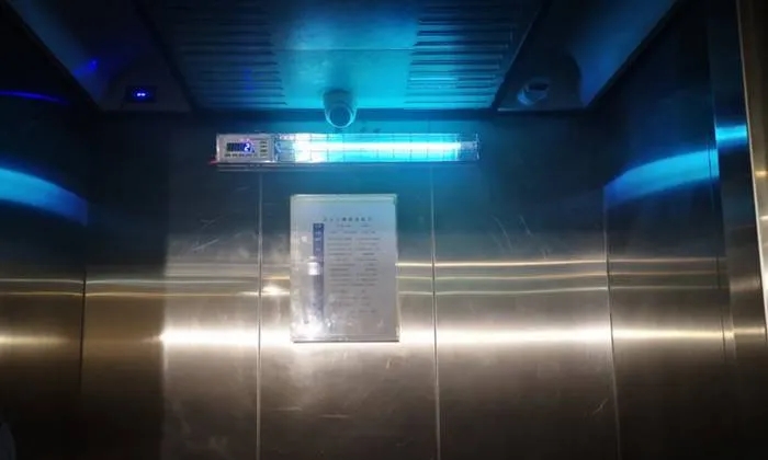 电梯1.webp.jpg
